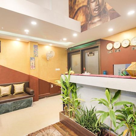 Отель Candolim Sands Экстерьер фото