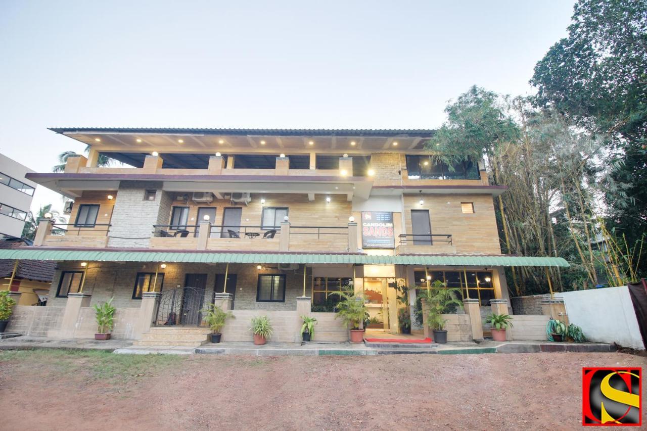 Отель Candolim Sands Экстерьер фото