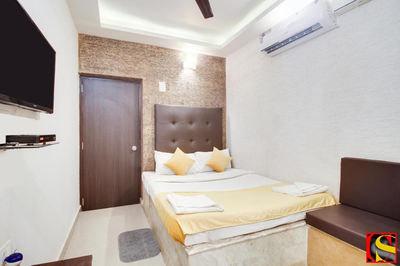Отель Candolim Sands Экстерьер фото